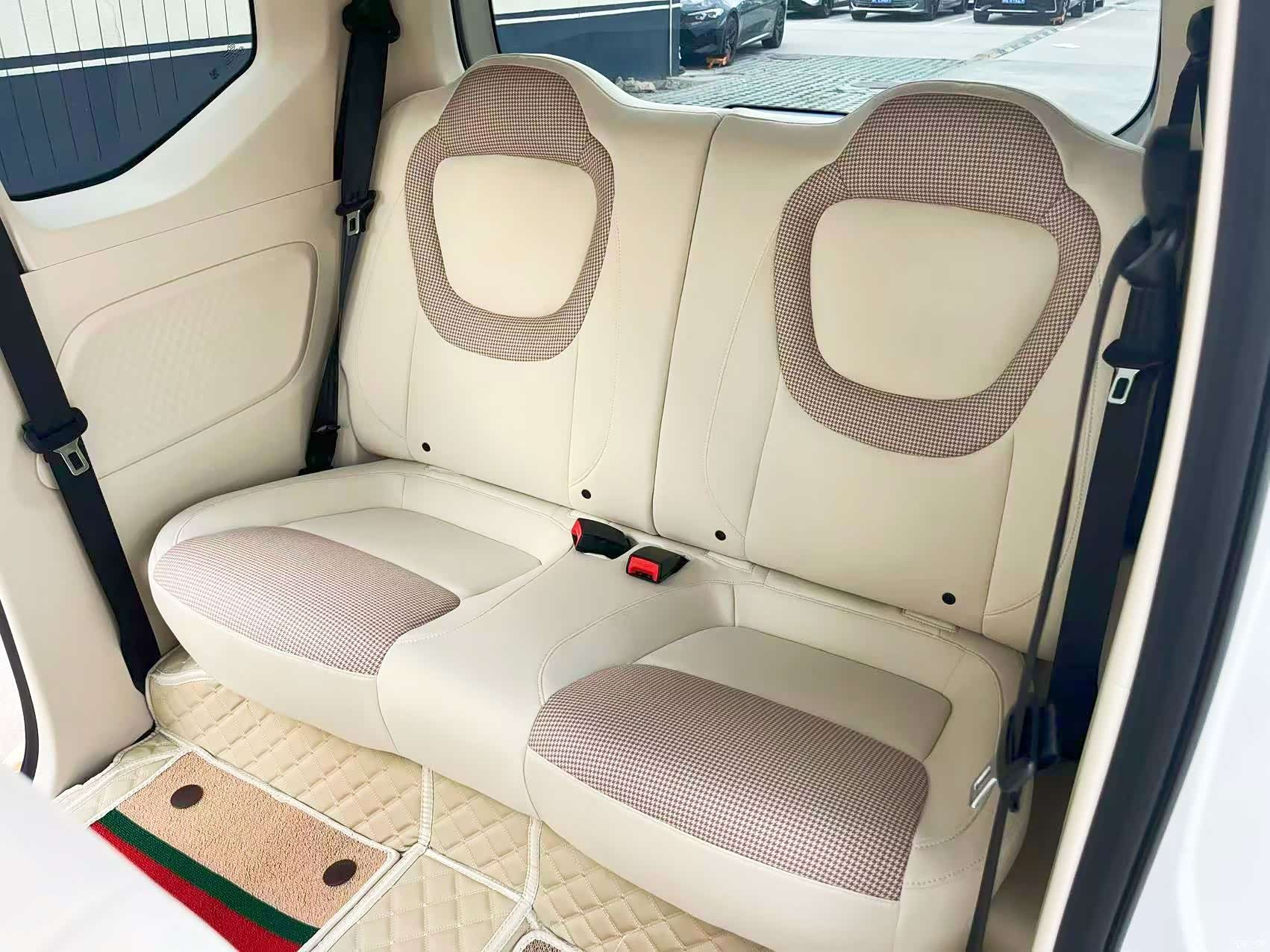 Wuling MINIEV, 2025 11
