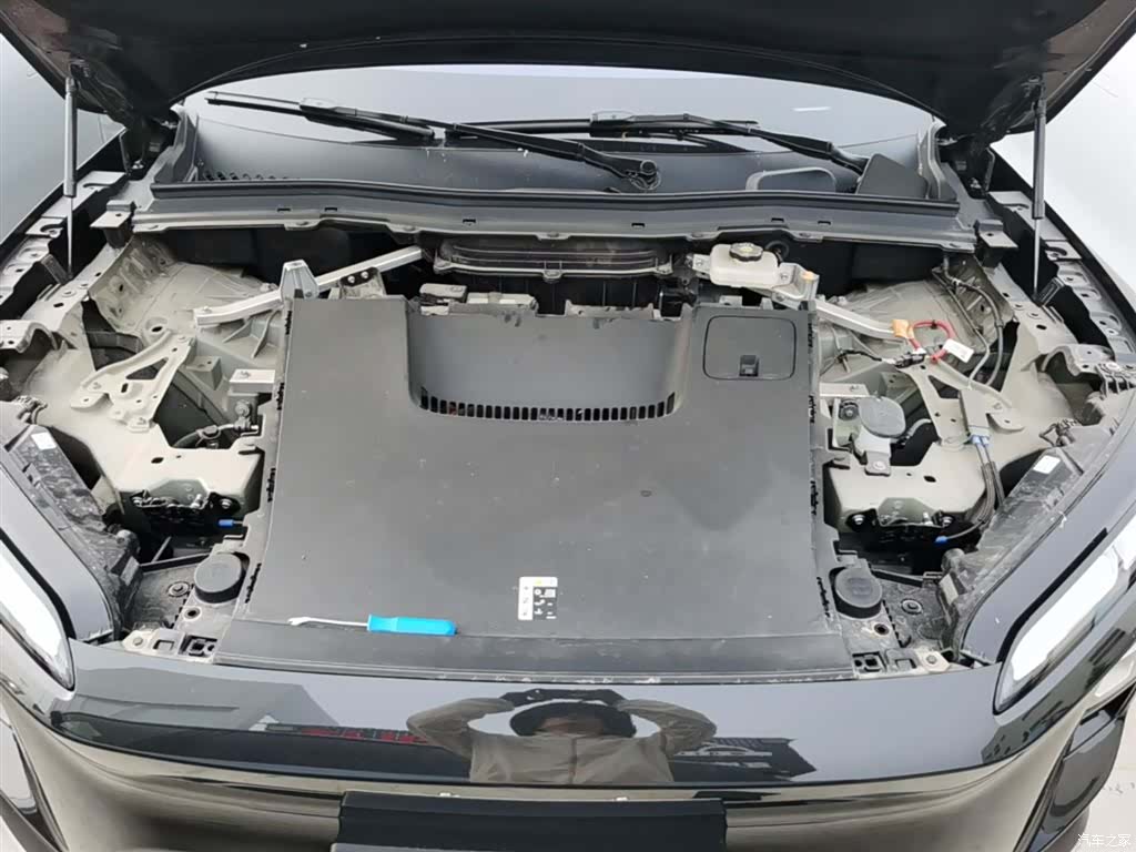 NIO ES6, 2025 20