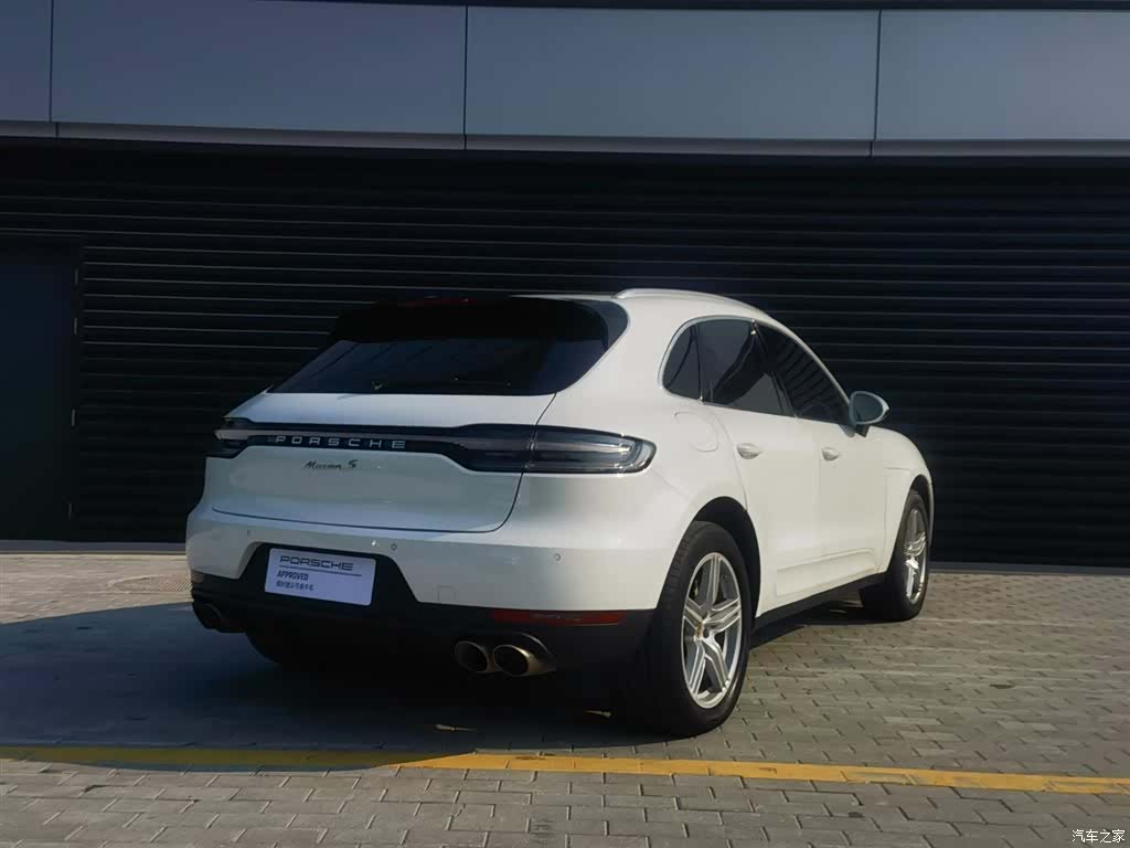 Porsche Macan, 2015 4