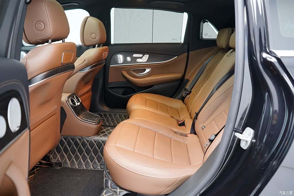 Mercedes-Benz E-Class, 2021 4
