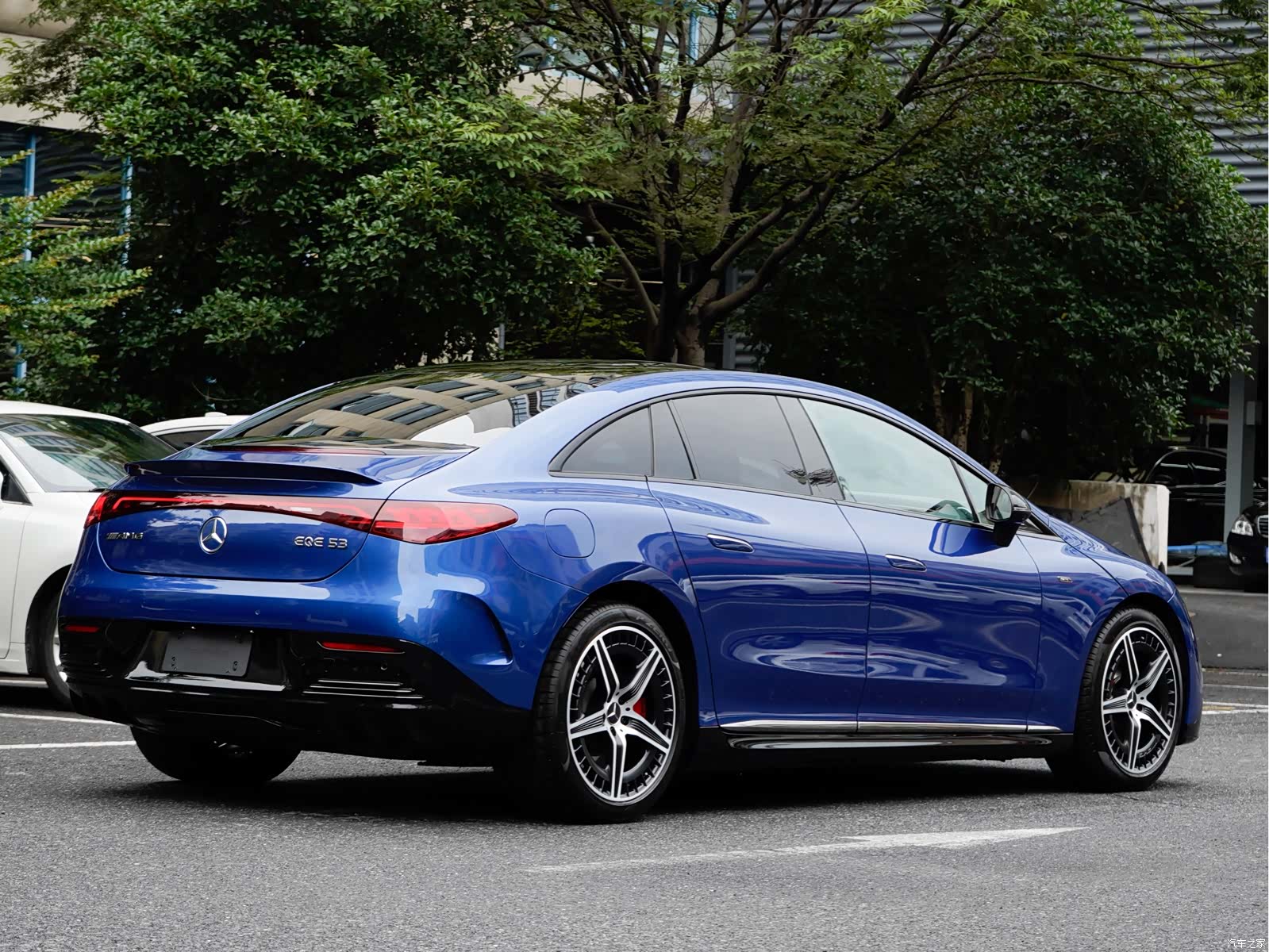 Mercedes-Benz EQE, 2024 все фото
