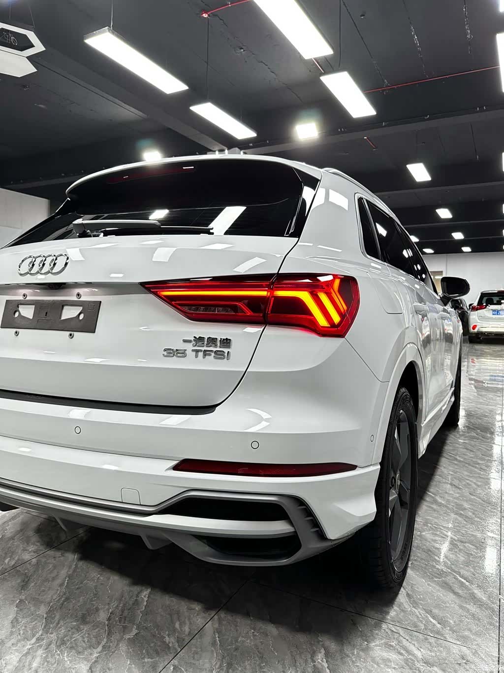 Audi Q3, 2022 8