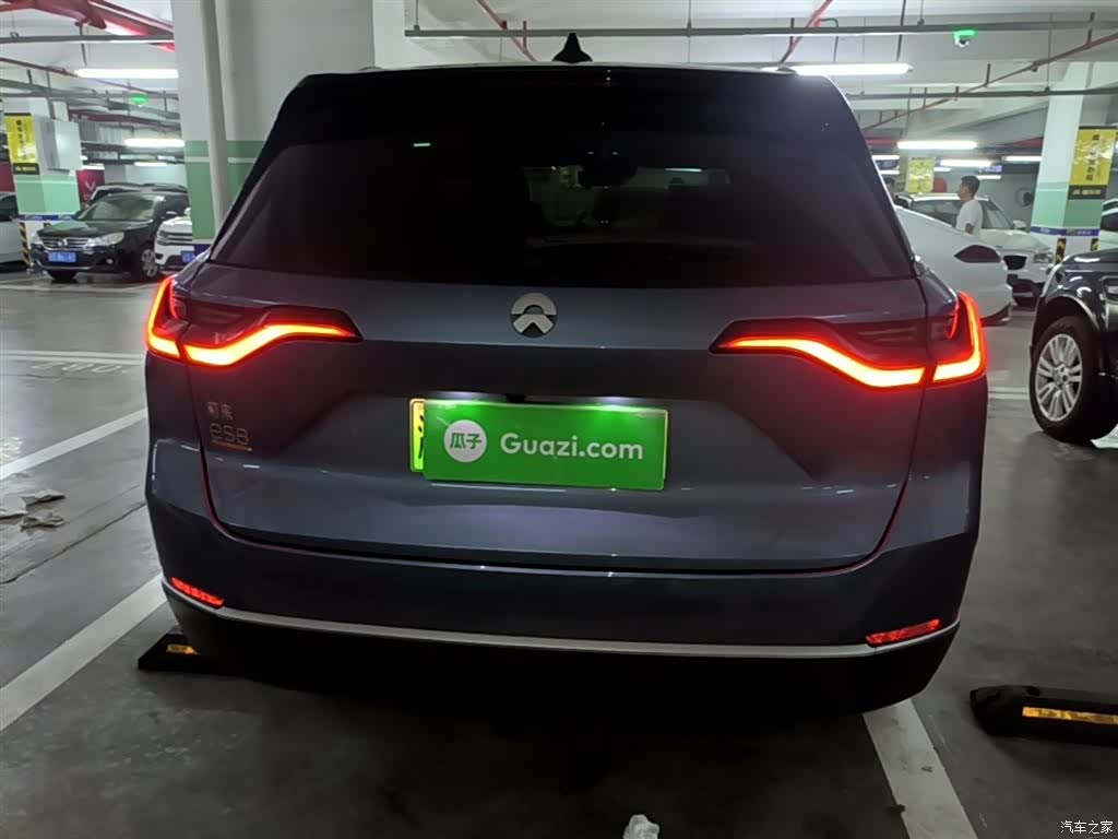NIO ES8, 2021 6