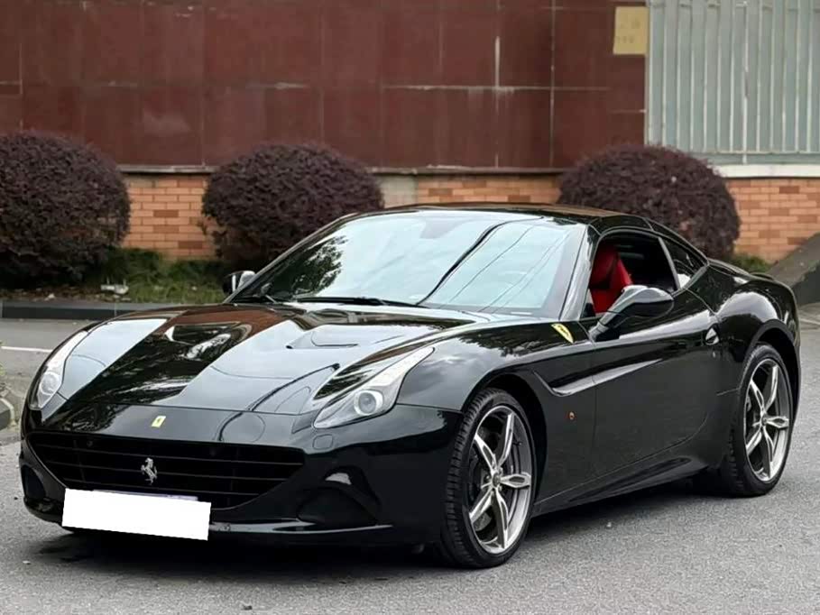Ferrari California T