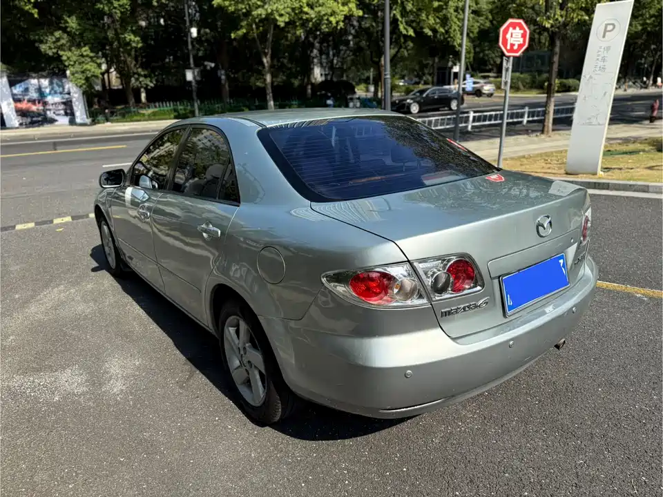 Mazda 6