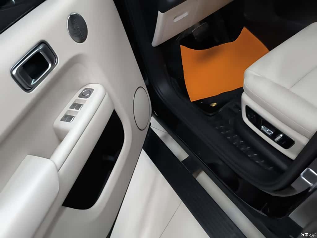 Li Auto L9, 2025 16