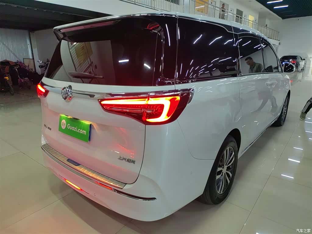 Buick GL8, 2023 7