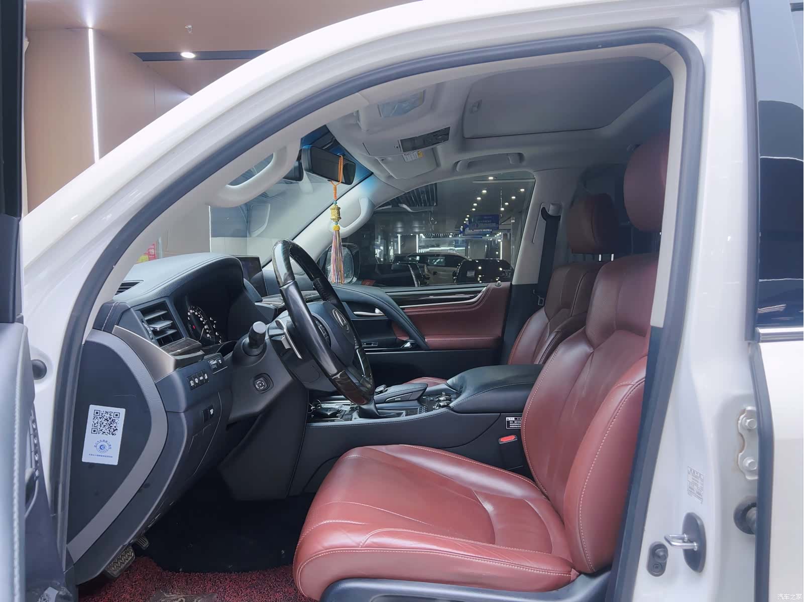 Lexus LX, 2018 все фото