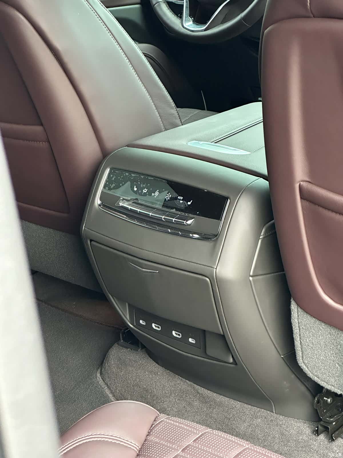 Cadillac Escalade, 2023 17