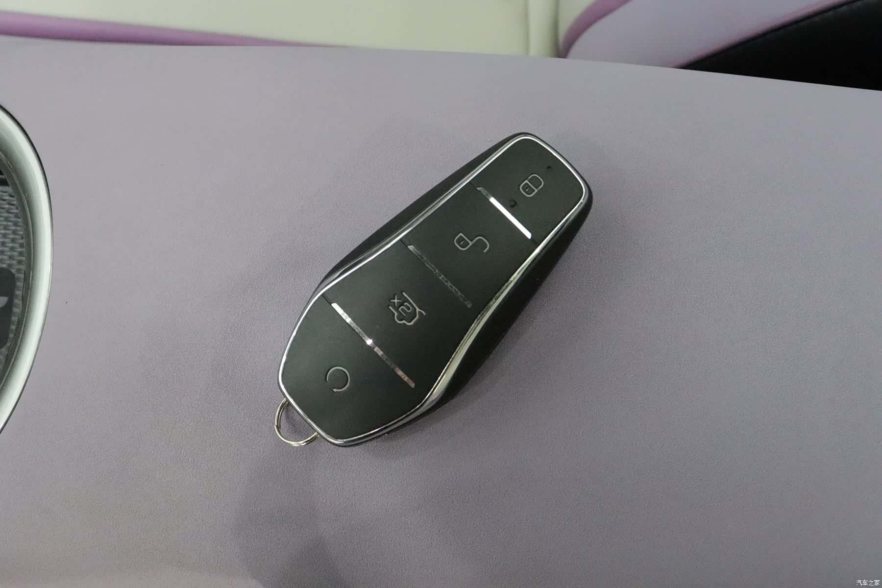 BYD Dolphin, 2022 18