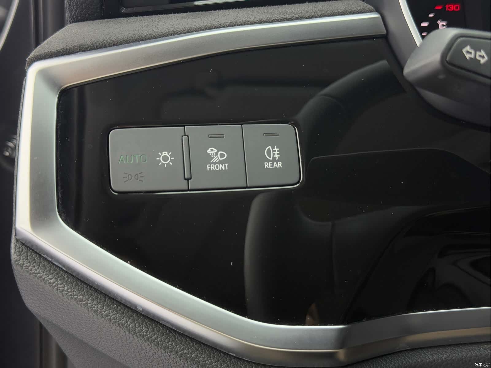 Audi Q3, 2023 16