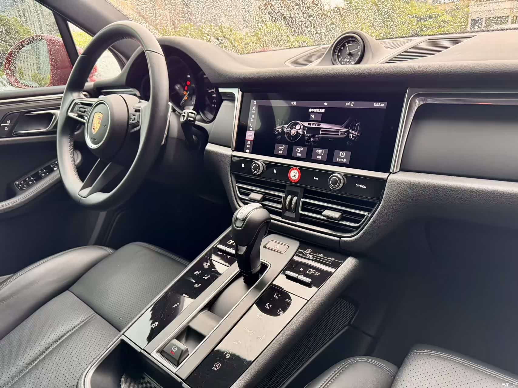 Porsche Macan, 2024 8