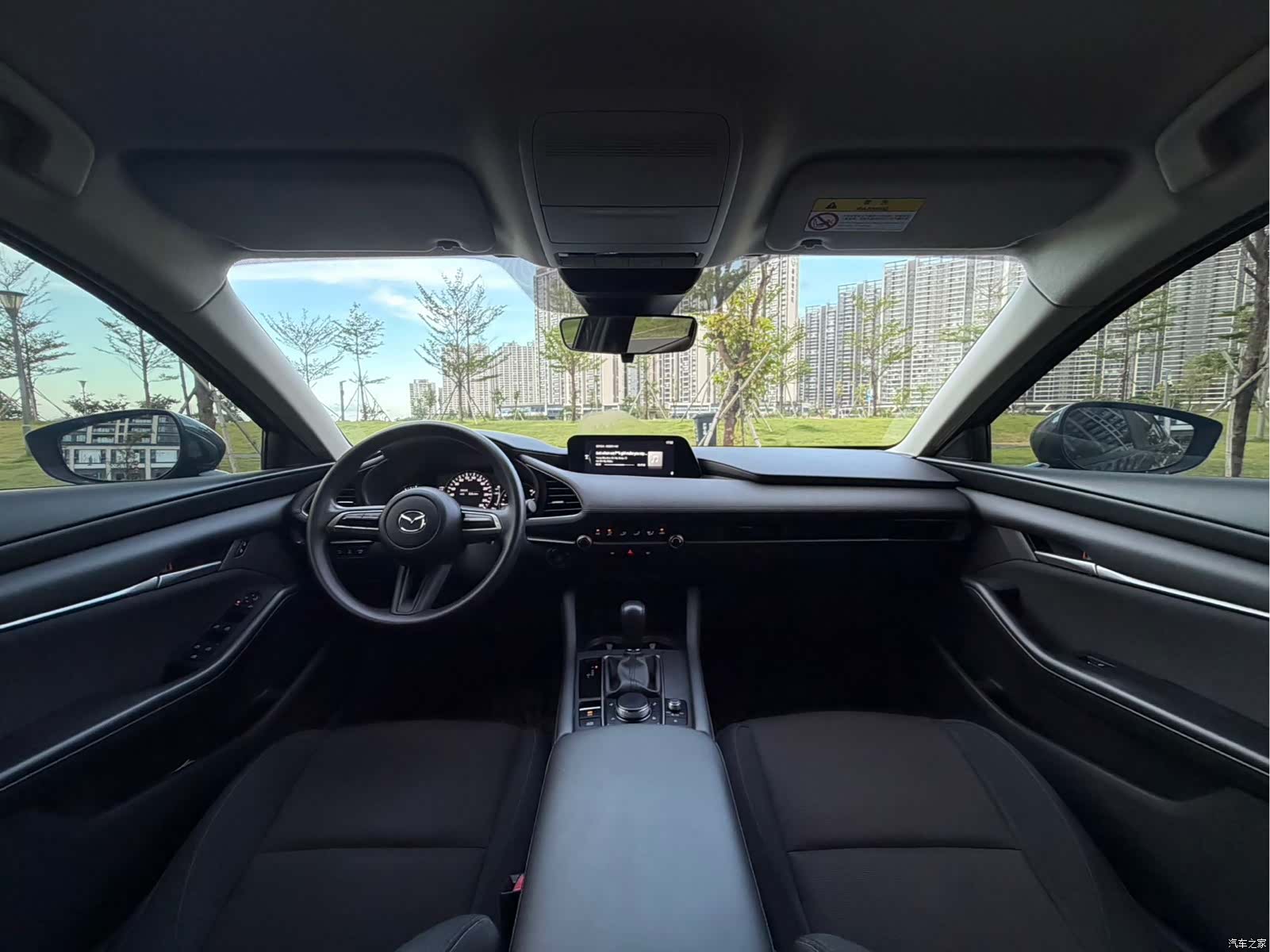 Mazda Mazda3, 2023 19