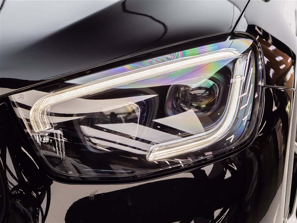 Mercedes-Benz GLC, 2023 11