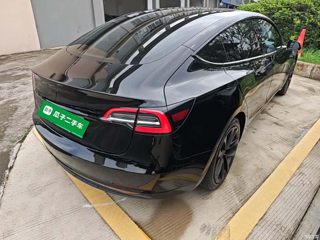 Tesla Model 3, 2020 7