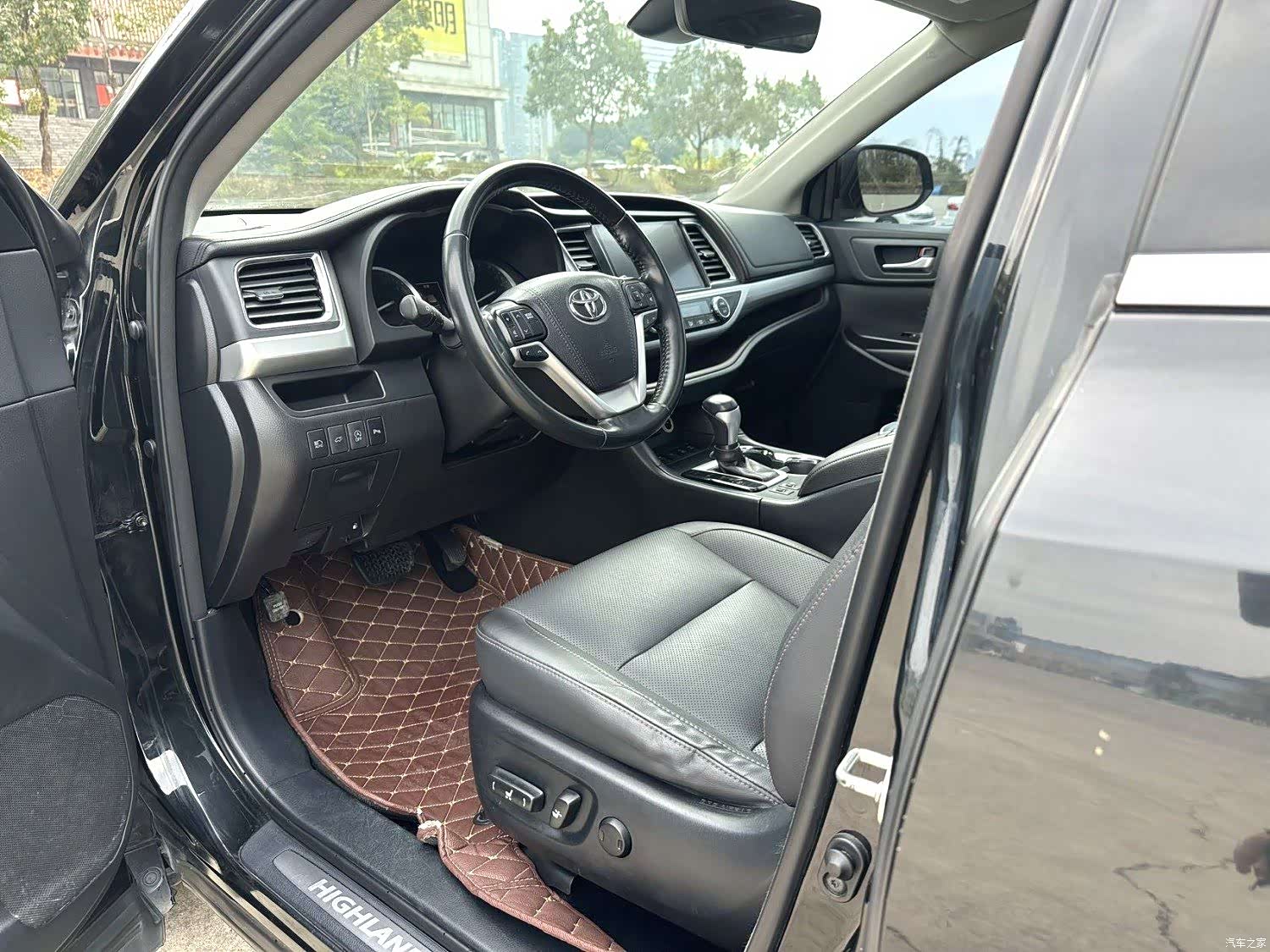 Toyota Highlander, 2020 все фото