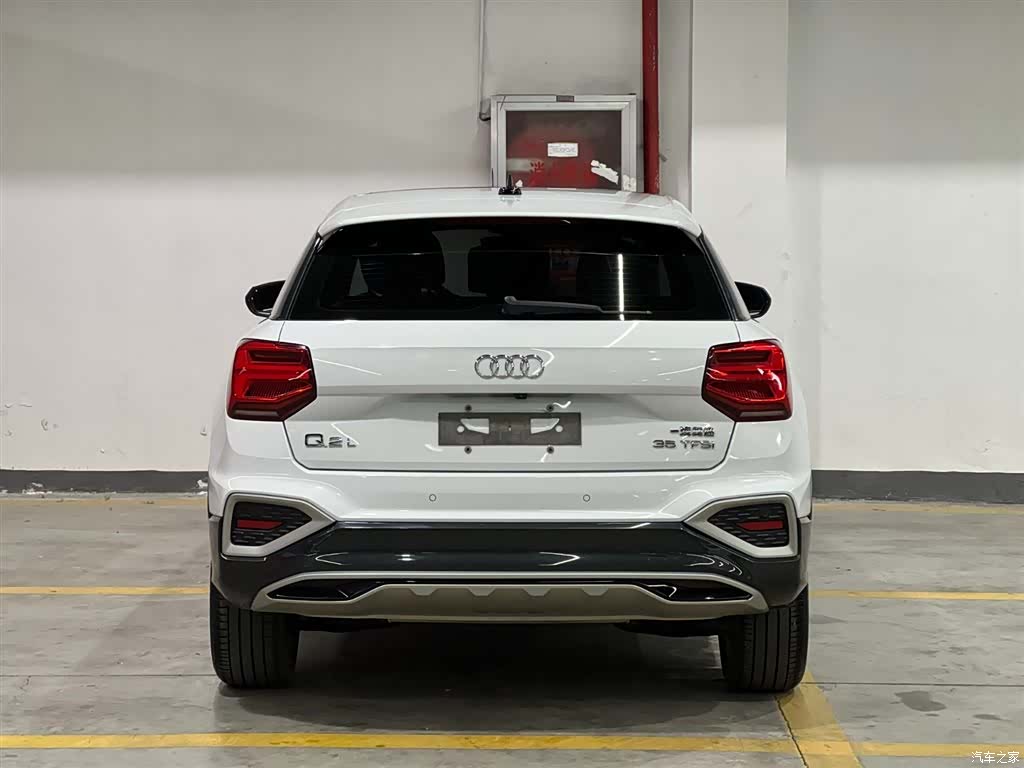 Audi Q2L, 2022 6