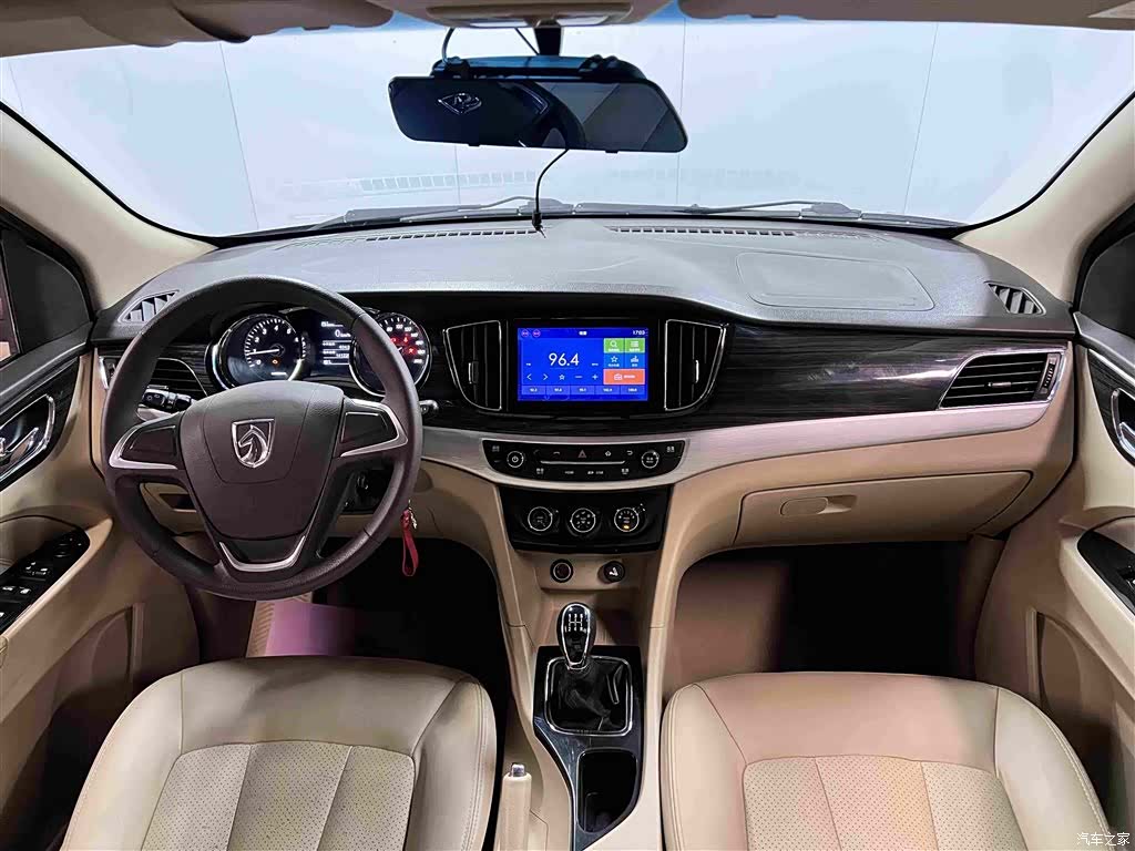 Wuling 730, 2016 12