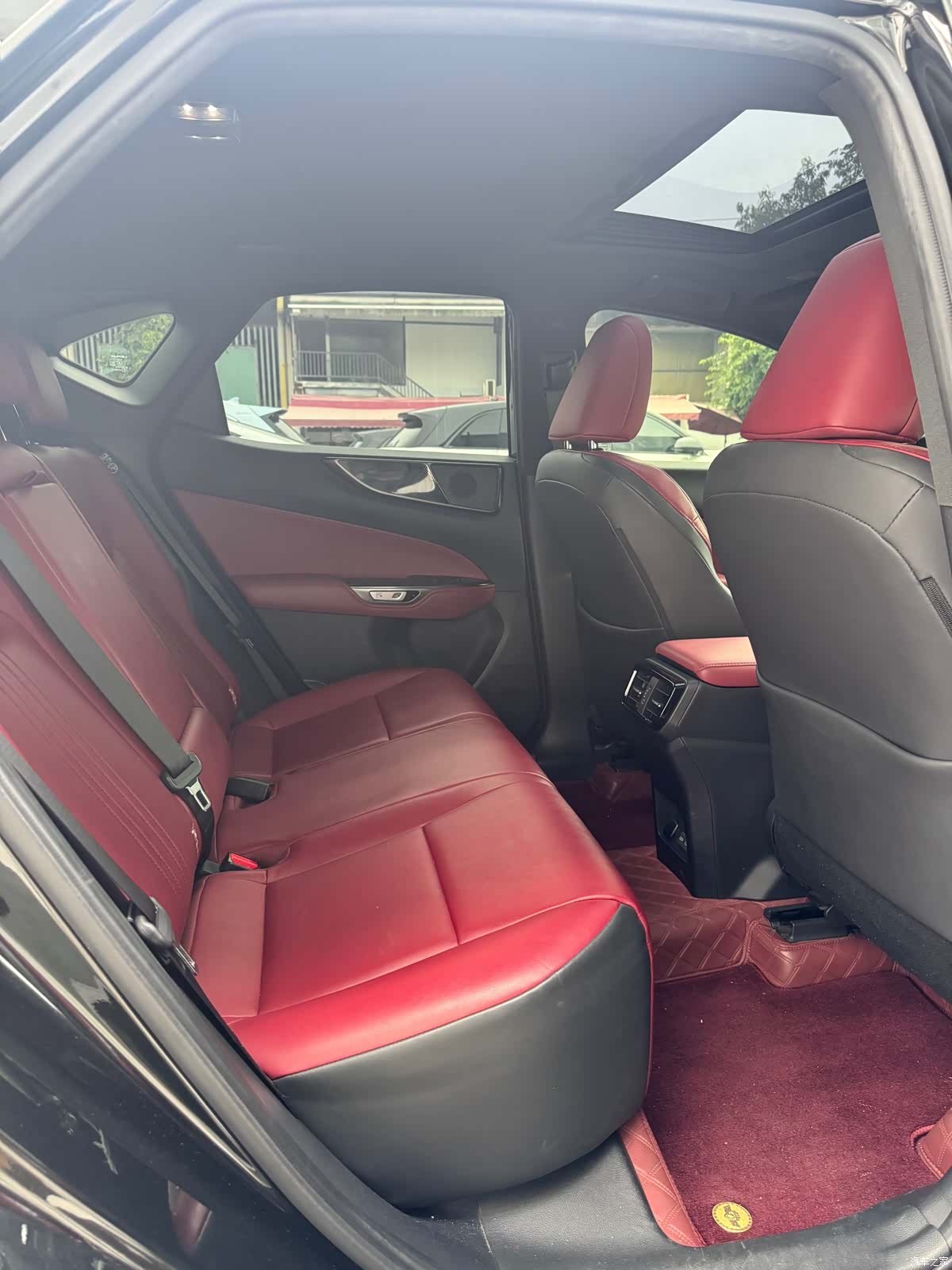 Lexus NX, 2024 12