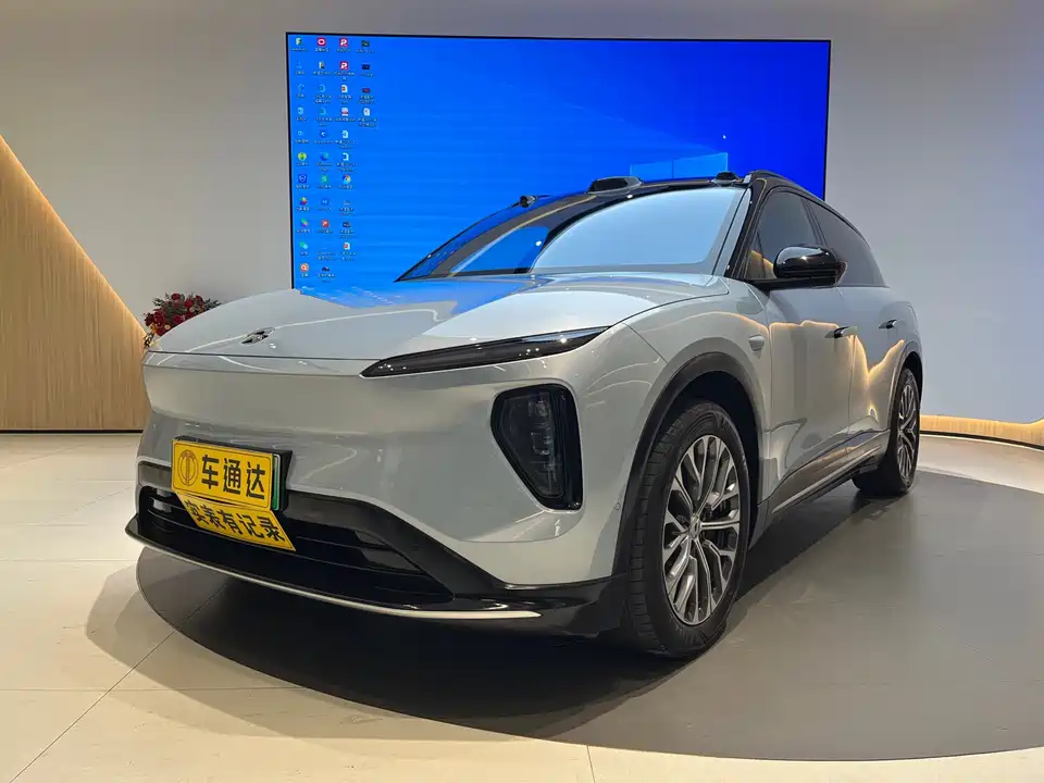 NIO ES6
