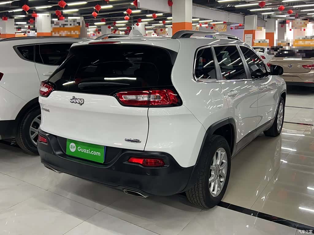 Jeep Cherokee, 2016 6