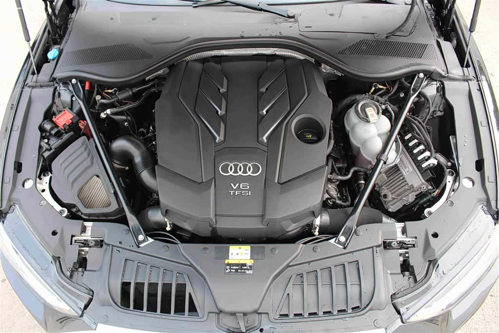 Audi A8L, 2021 19