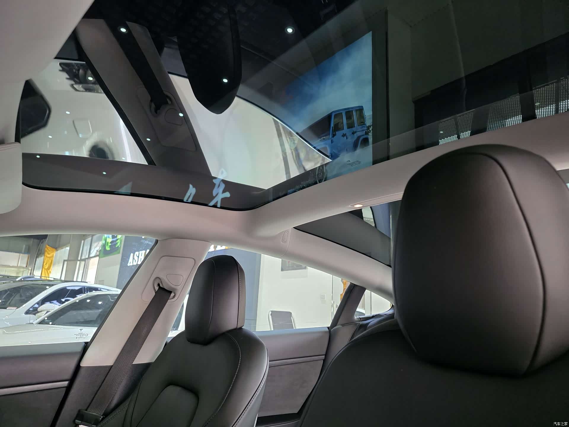 Tesla Model 3, 2020 11