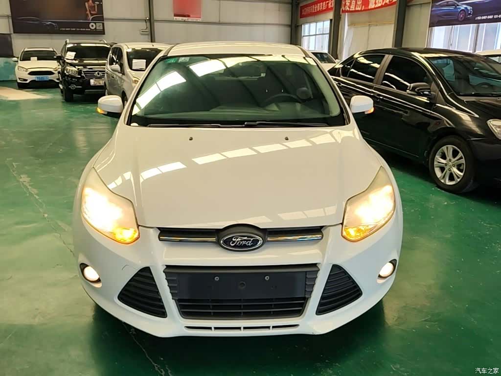 Ford Focus, 2014 3
