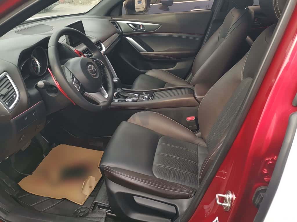 Mazda CX-4, 2016 11