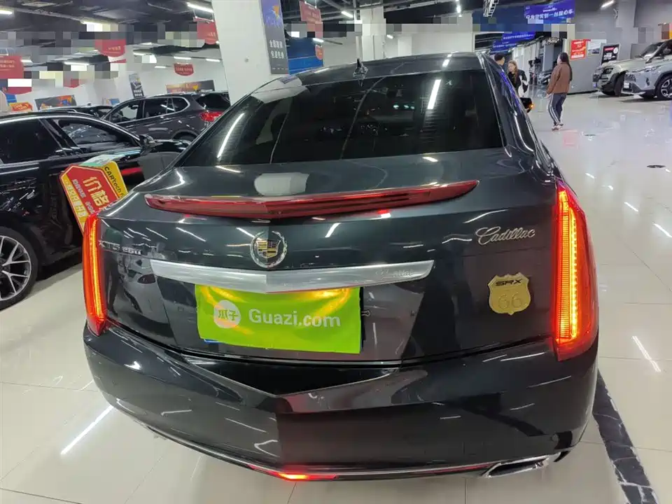 Cadillac XTS