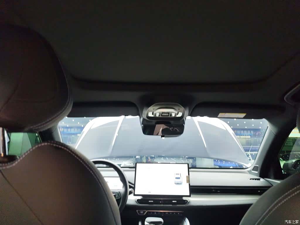 Geely Preface, 2024 14