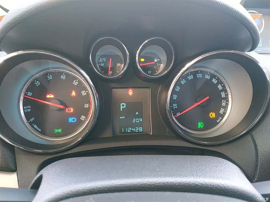 Buick Encore, 2015 4