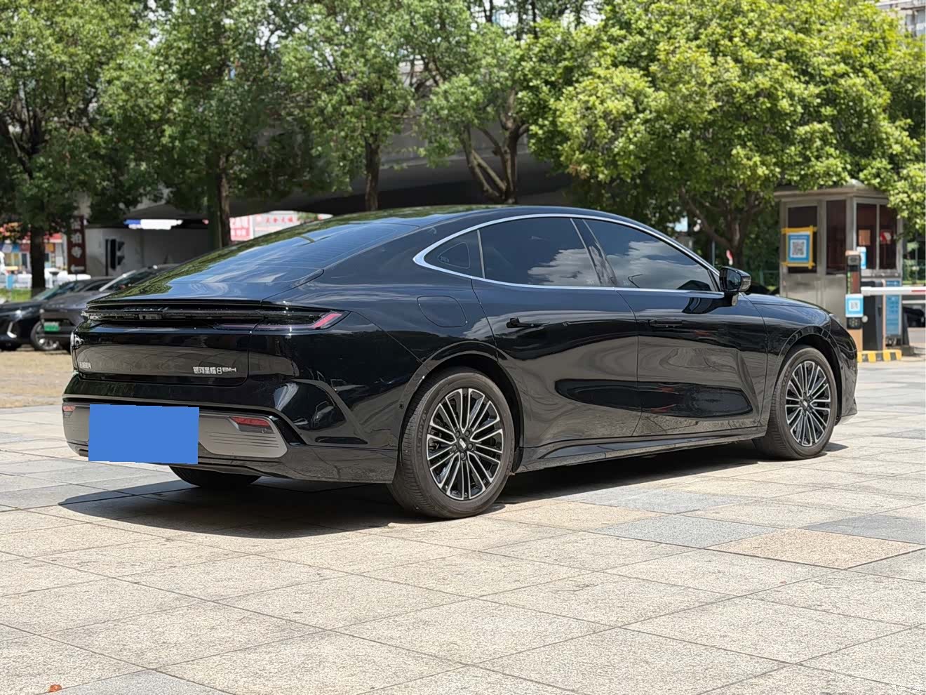 Geely 8, 2025 7