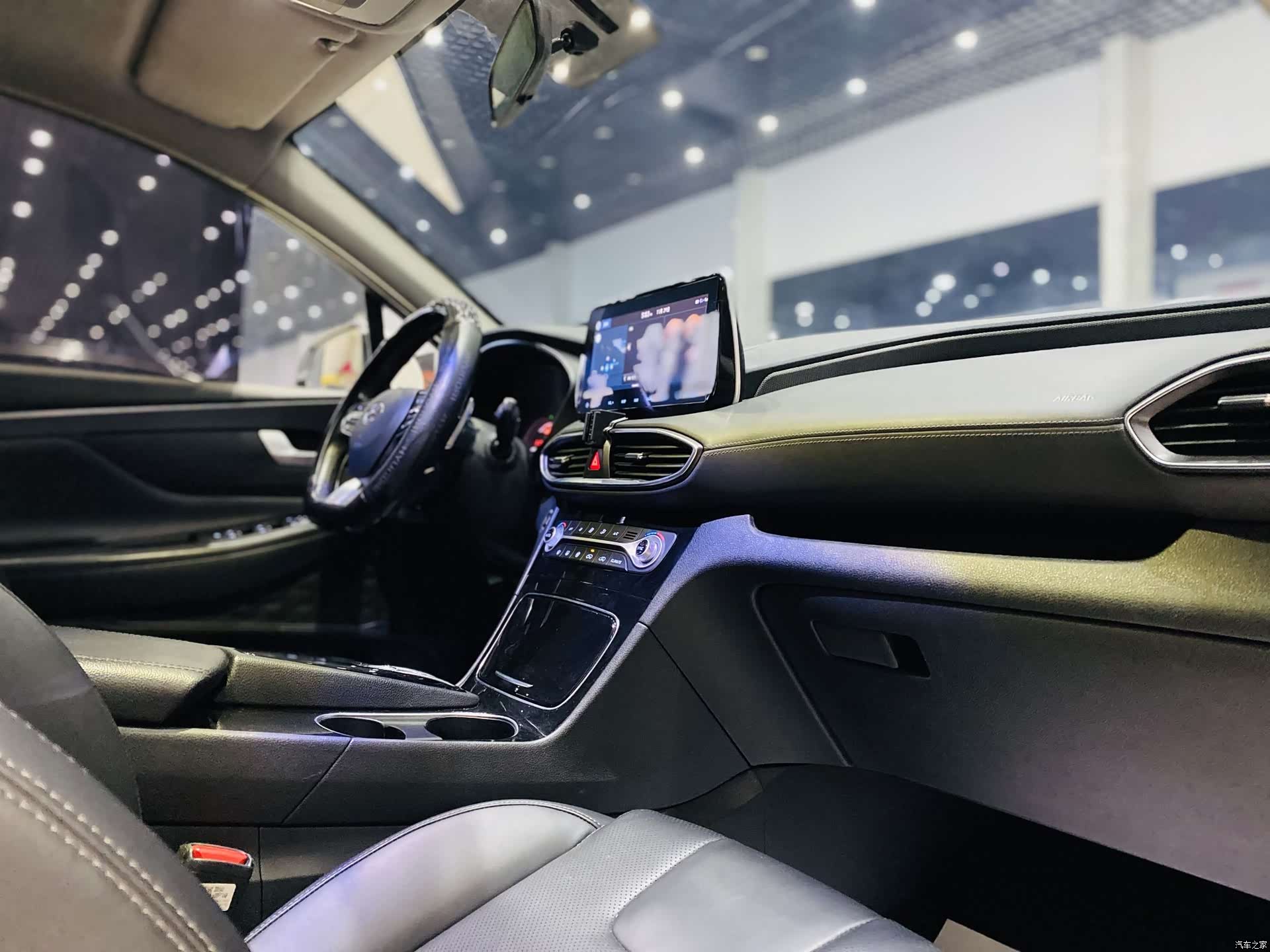 Hyundai Santa Fe, 2021 9