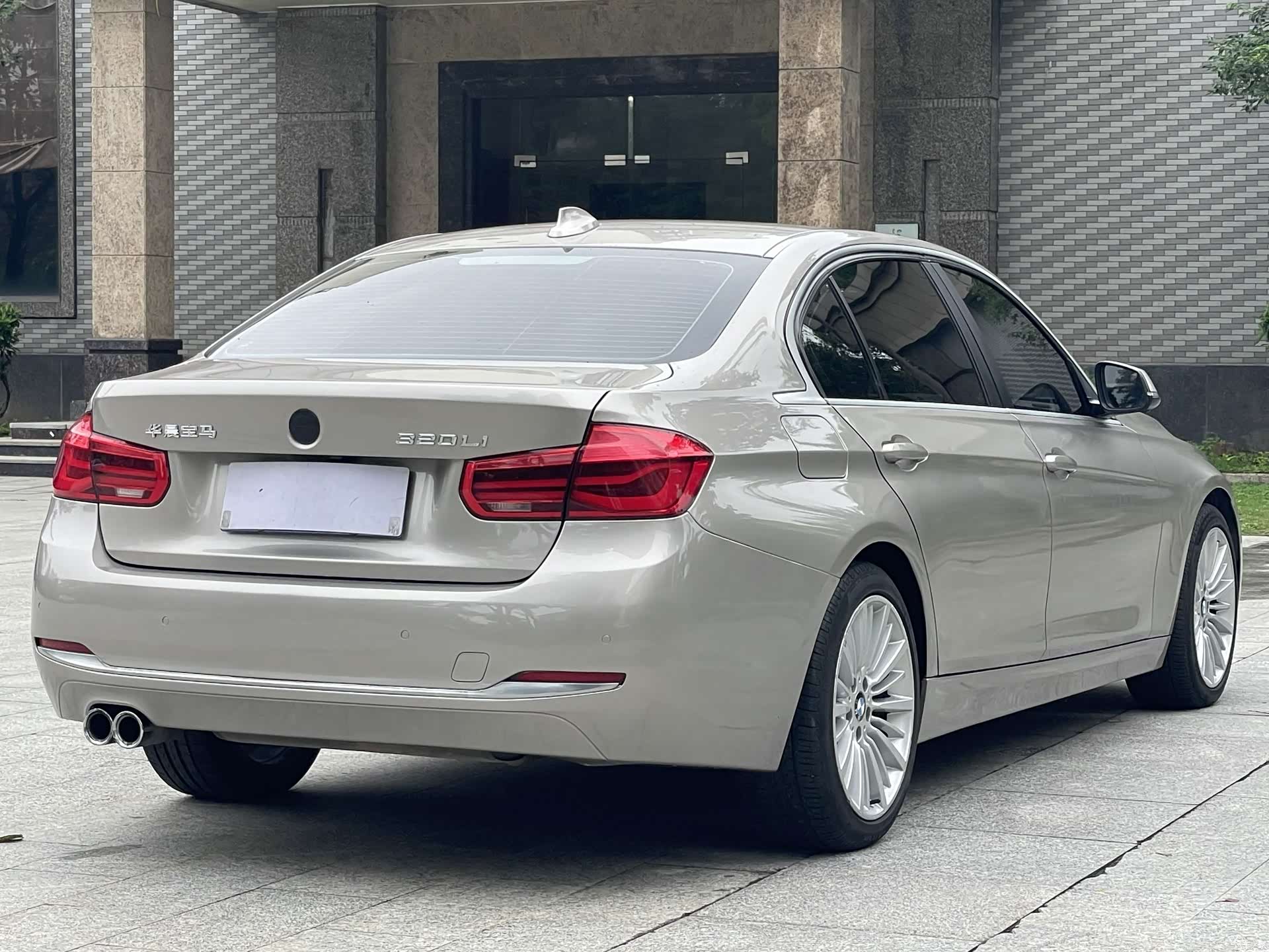 BMW 3 Series, 2018 12