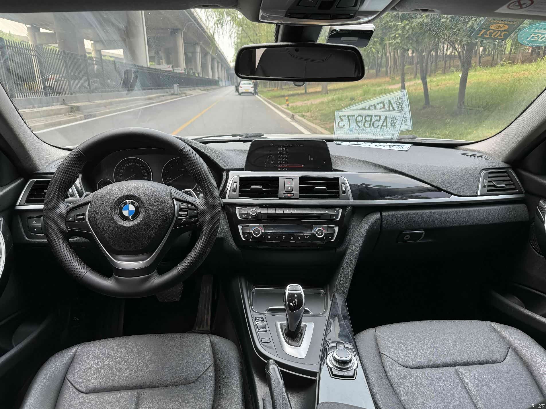 BMW 3 Series, 2017 12