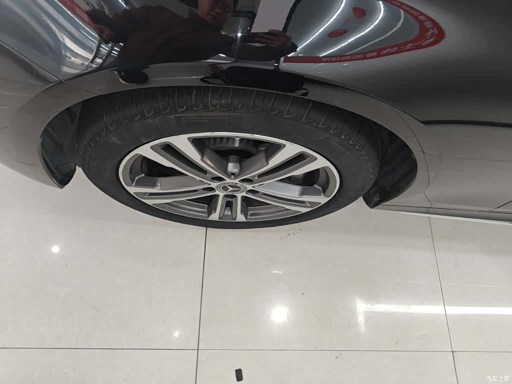Mercedes-Benz E-Class, 2023 25