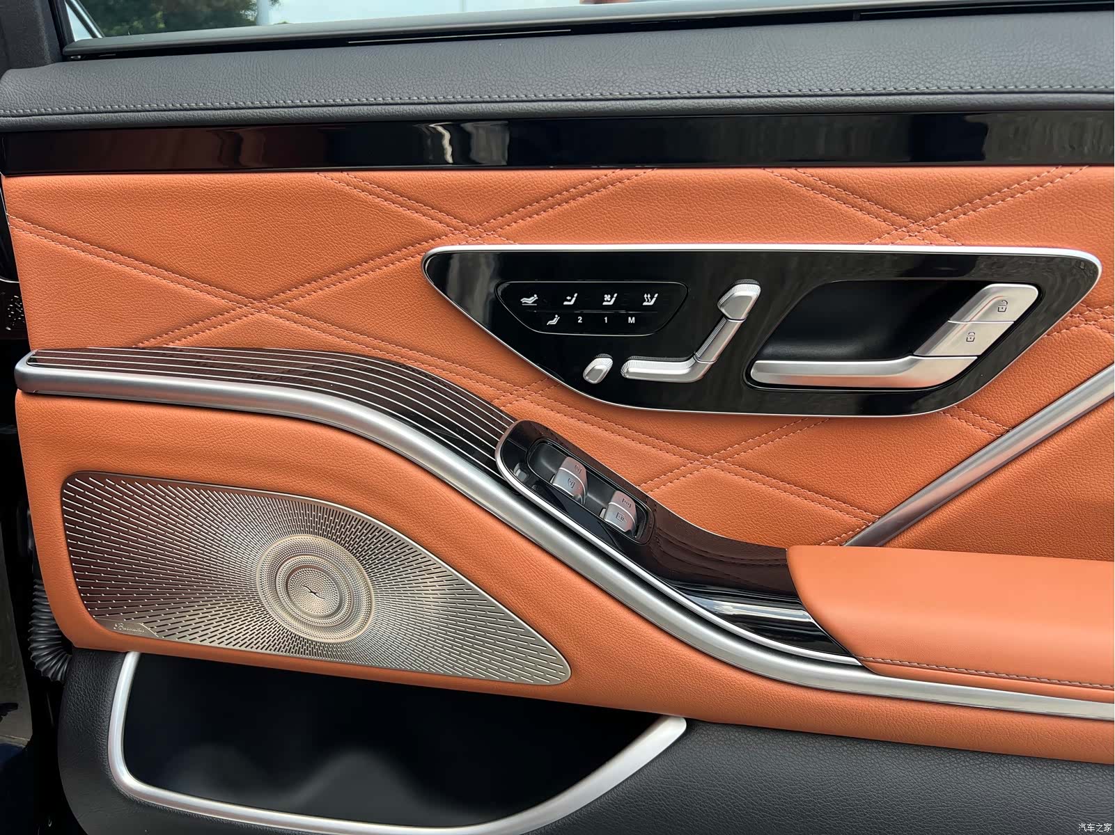 Maybach S-Class, 2023 15
