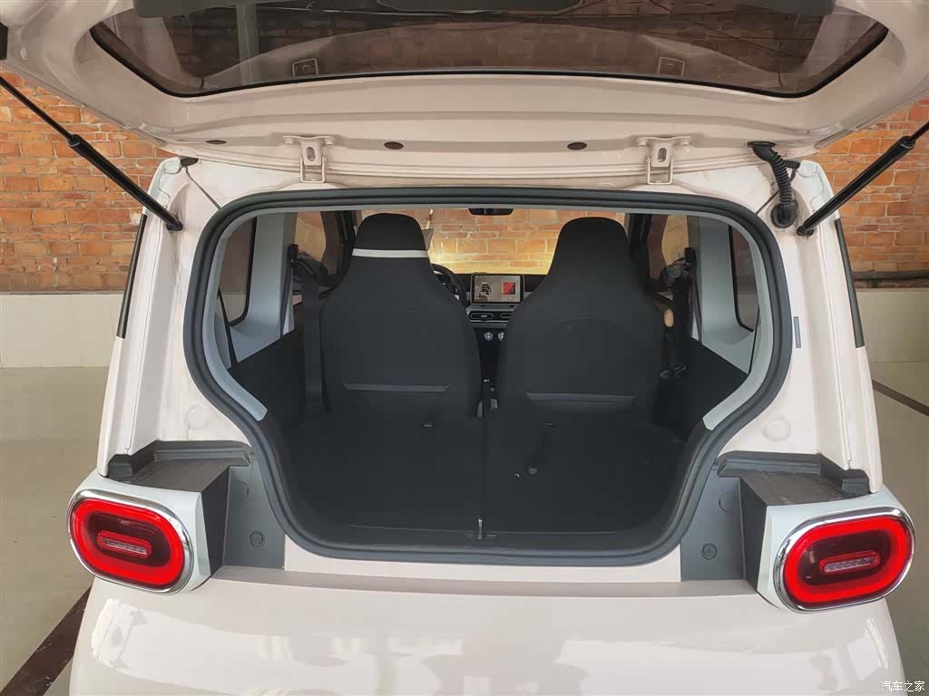 Wuling MINIEV, 2024 9