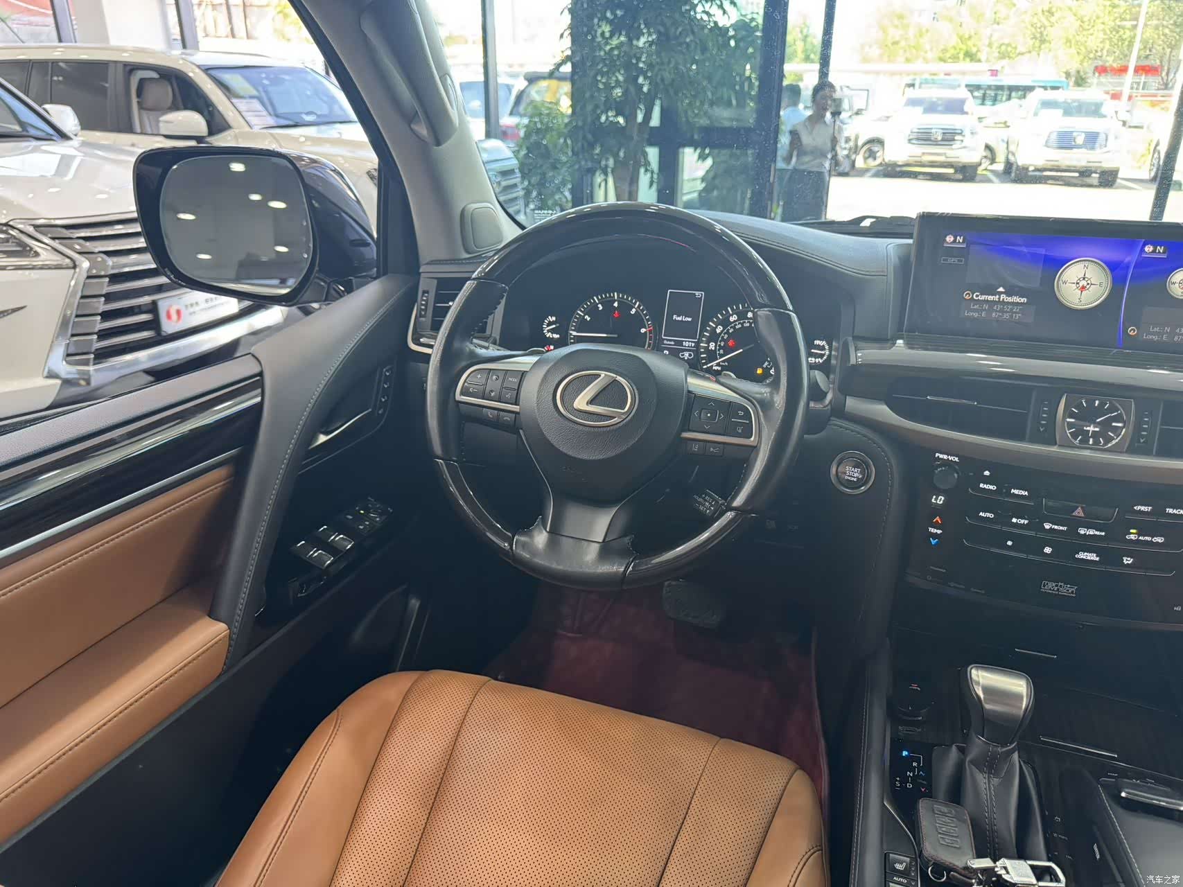Lexus LX, 2022 6