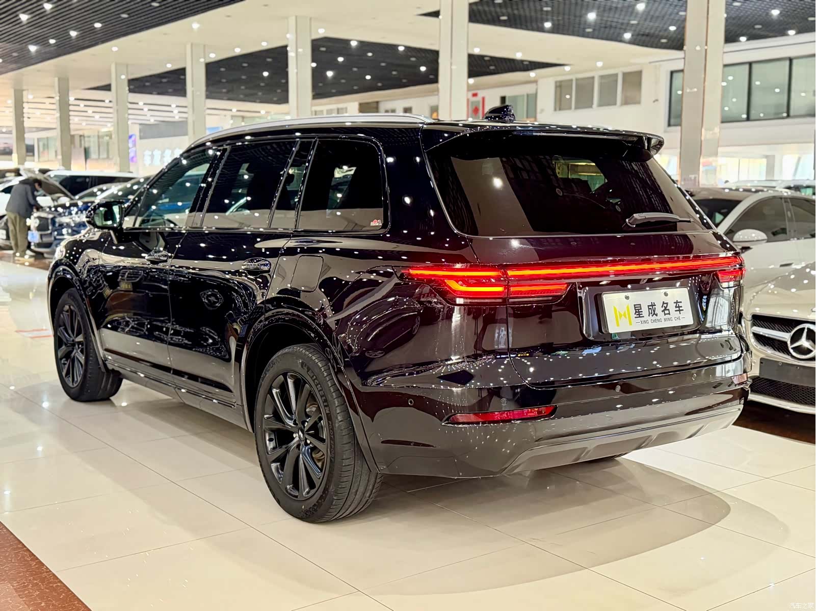 Li Auto ONE, 2023 14