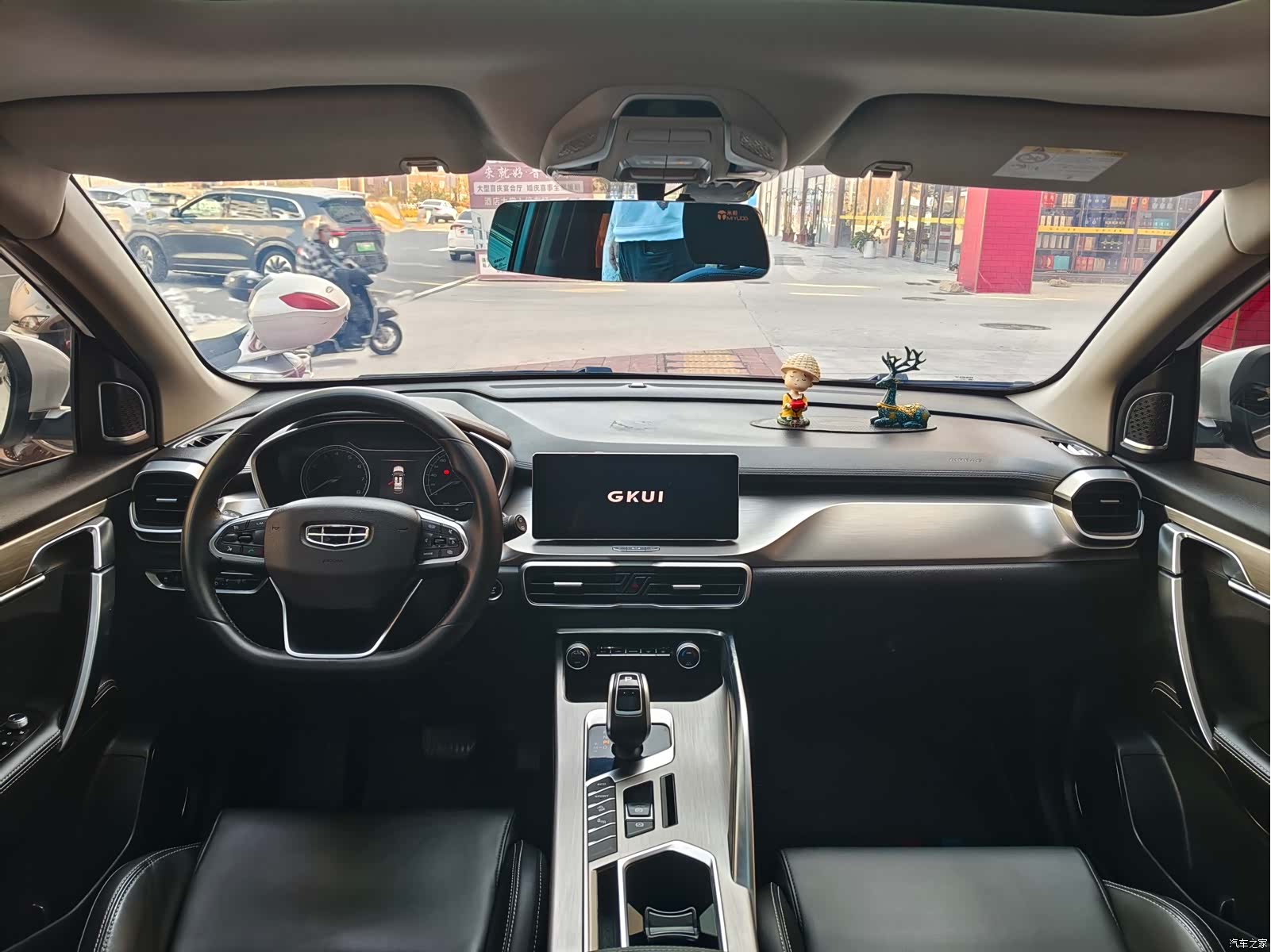 Geely Coolray, 2020 все фото