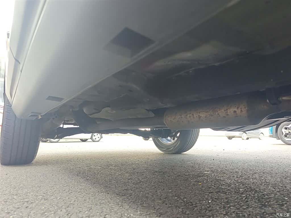 DongFeng AX7, 2019 21