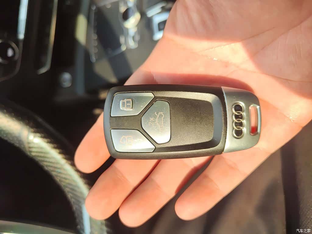 Audi Q5L, 2020 12