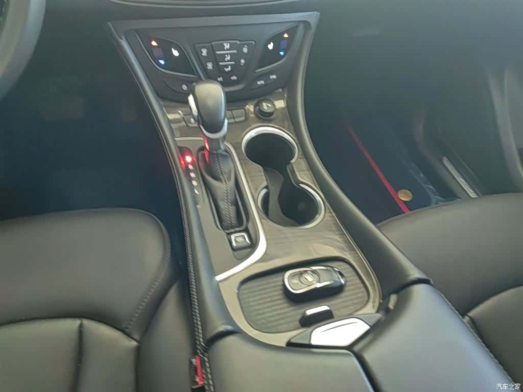 Buick Envision Plus, 2019 14