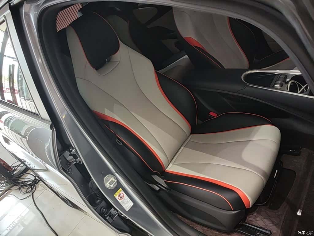 BYD Dolphin, 2022 25