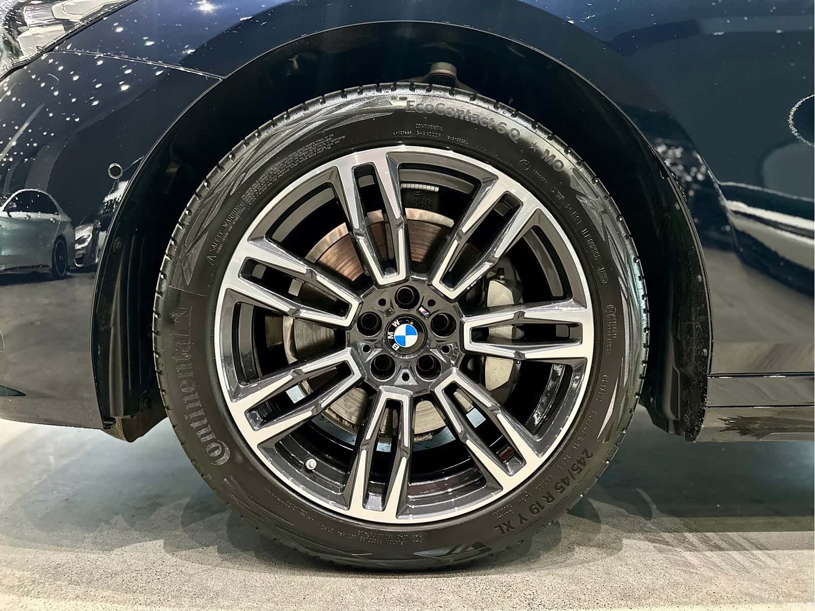 BMW 5 Series, 2025 17