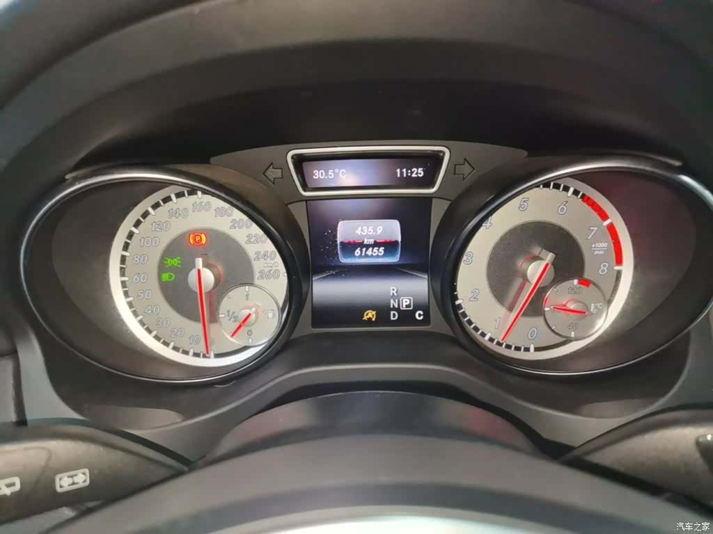 Mercedes-Benz GLA, 2016 12