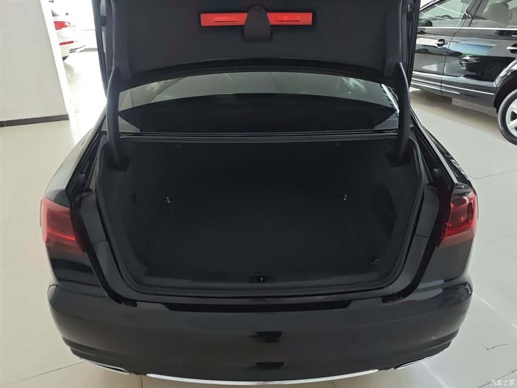Audi A6L, 2018 13
