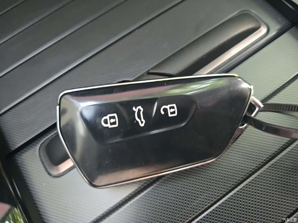 Volkswagen ID.7, 2025 9